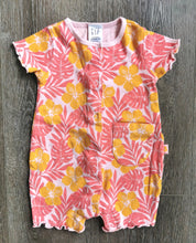 Load image into Gallery viewer, BABY GIRL 3-6 MONTHS GAP SUMMER ROMPER EUC - Faith and Love Thrift