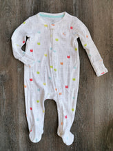 Load image into Gallery viewer, UNISEX SIZE 6-9 MONTHS GAP ZIPPERED ONESIE SLEEPER - LIKE NEW CONDITION - Faith and Love Thrift
