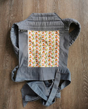 Load image into Gallery viewer, BABY HAWK BABY CARRIER GUC - Faith and Love Thrift