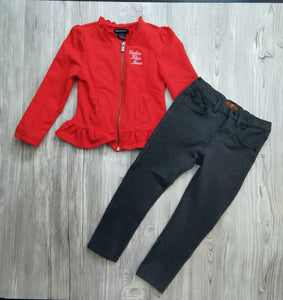 GIRL SIZE 4 YEARS MIX N MATCH OUTFIT EUC

Calvin Klein - Red Zippered Sweater Jacket with ruffled hem details EUC 

Seven for all Mankind - Dark Grey, Soft Thick Dress Pants (adjustable waistband) EUC

Perfect for spring or fall weather.  Excellent preloved condition.  

