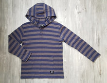 Load image into Gallery viewer, BOY SIZE MEDIUM (10 YEARS) DC SOFT PULLOVER SWEATER EUC - Faith and Love Thrift