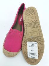Load image into Gallery viewer, GIRL SIZE 1 YOUTH MIA FLATS NWT - Faith and Love Thrift