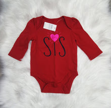 Load image into Gallery viewer, BABY GIRL 3-6 MONTHS BABY GAP LITTLE SIS GRAPHIC ONESIE NWT - Faith and Love Thrift
