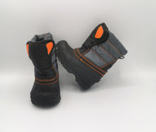 Load image into Gallery viewer, BOY SIZE 7 TODDLER CHILDRENS PLACE WINTER BOOTS GUC - Faith and Love Thrift