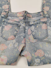 Load image into Gallery viewer, GIRL SIZE MEDIUM (10) DEX FLORAL PANTS NWT   - Faith and Love Thrift
