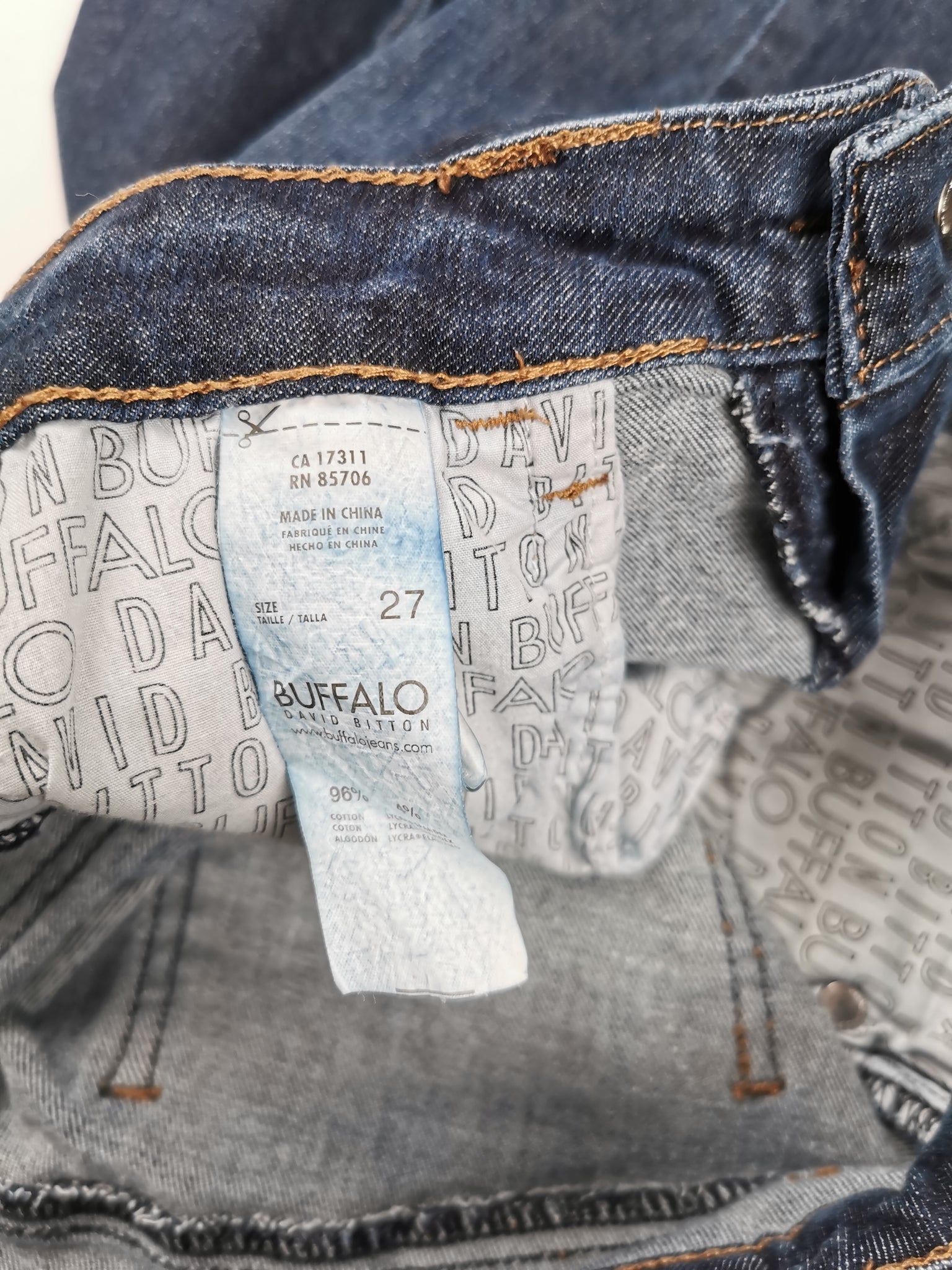 WOMENS SIZE 27 BUFFALO, 'Faith' Mid-rise, Dark Wash, Skinny Jeans EUC B6