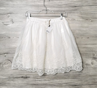 WOMENS SMALL/MEDIUM or GIRLS SIZE LARGE (12) DEX, Beautiful Lace Boho Skirt NWT - Faith and Love Thrift