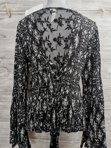 WOMENS SIZE XS - Others Follow, Dress Top, Open Back, Lace NWT - Faith and Love Thrift