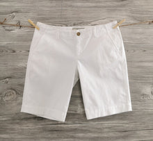 Load image into Gallery viewer, WOMENS SIZE 8 - OLD Navy, White Low-rise Bermuda Shorts EUC - Faith and Love Thrift