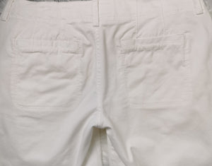 WOMENS SIZE 8 - OLD Navy, White Low-rise Bermuda Shorts EUC - Faith and Love Thrift