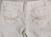 Load image into Gallery viewer, WOMENS SIZE 11 - Mudd Jeans, White, Distressed VGUC - Faith and Love Thrift