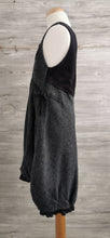 Load image into Gallery viewer, GIRL SIZE 6 YEARS - ELIANE ET LENA, Black &amp; Grey, Wool Dress EUC - Faith and Love Thrift