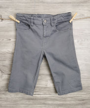 Load image into Gallery viewer, BOY SIZE 11 / 12 YEARS - H&amp;M Denim Jean Shorts EUC - Faith and Love Thrift