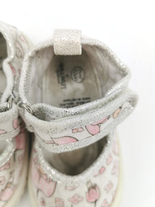 BABY GIRL SIZE 5 TODDLER - May Gibbs x Walnut Velcro Mary Jane Shoes GUC - Faith and Love Thrift