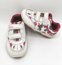 Load image into Gallery viewer, BABY GIRL SIZE 6 W TODDLER - CLARKS, Light-up Running Shoes VGUC 