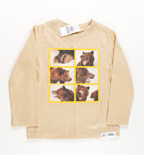 Load image into Gallery viewer, BOY SIZE 2 YEARS - GAP Graphic Long-Sleeve Cotton T-Shirt NWT

Brown Grizzly Bear pattern 

