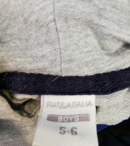 BOY SIZE 5/6 YEARS - PIAZZAITALIA GRAPHIC PULLOVER SWEATER EUC - Faith and Love Thrift