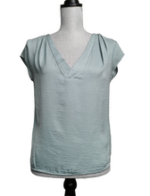 Load image into Gallery viewer, WOMENS SIZE 2 - H&amp;M Silky Soft Dress Top, Cap Sleeves, V-Neck VGUC B5