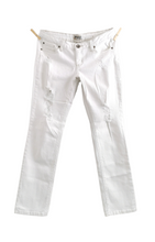 Load image into Gallery viewer, WOMENS SIZE 11 or TEEN GIRL - MUDD Jeans, White, Distressed VGUC B6