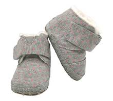 Load image into Gallery viewer, BABY GIRL SIZE 2 (0/6 MONTHS) - TOMS, Soft Fall / Winter Crib Booties EUC B19