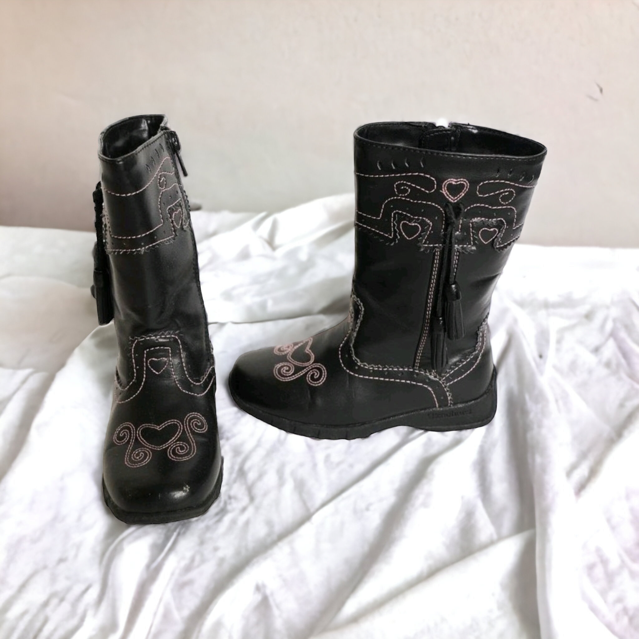 Skechers somethin 2025 else boots