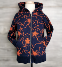 Load image into Gallery viewer, BOY SIZE 3 YEARS - CHILDREN&#39;S PLACE, Graphic Zippered Hoodie EUC B29