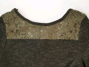 GIRL SIZE MEDIUM (10/12 YEARS) URBANKIDS, Knit & Lace Sweater EUC - Faith and Love Thrift