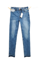 Load image into Gallery viewer, GIRL SMALL (7-8 YEARS) &amp; MEDIUM (10 YEARS) DEX JEANS NWT - Faith and Love Thrift