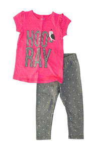 GIRL SIZE 2 YEARS - Child of Mine, by Carter's & GAP Mix N Match Outfit EUC

Soft cotton blend short-sleeved graphic tee (owl) 

Soft cotton blend skinny pants with polkadots

Adorable outfit in excellent preloved condition!  

Pink and Grey colours 

 

