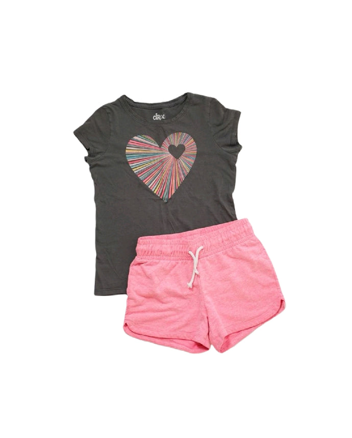 GIRL SIZE LARGE (10/12 YEARS) - CIRCO 2 Piece Matching Summer Set VGUC

Soft pink shorts with matching grey & pink shortsleeve graphic tee. 

Very gentle preloved condition